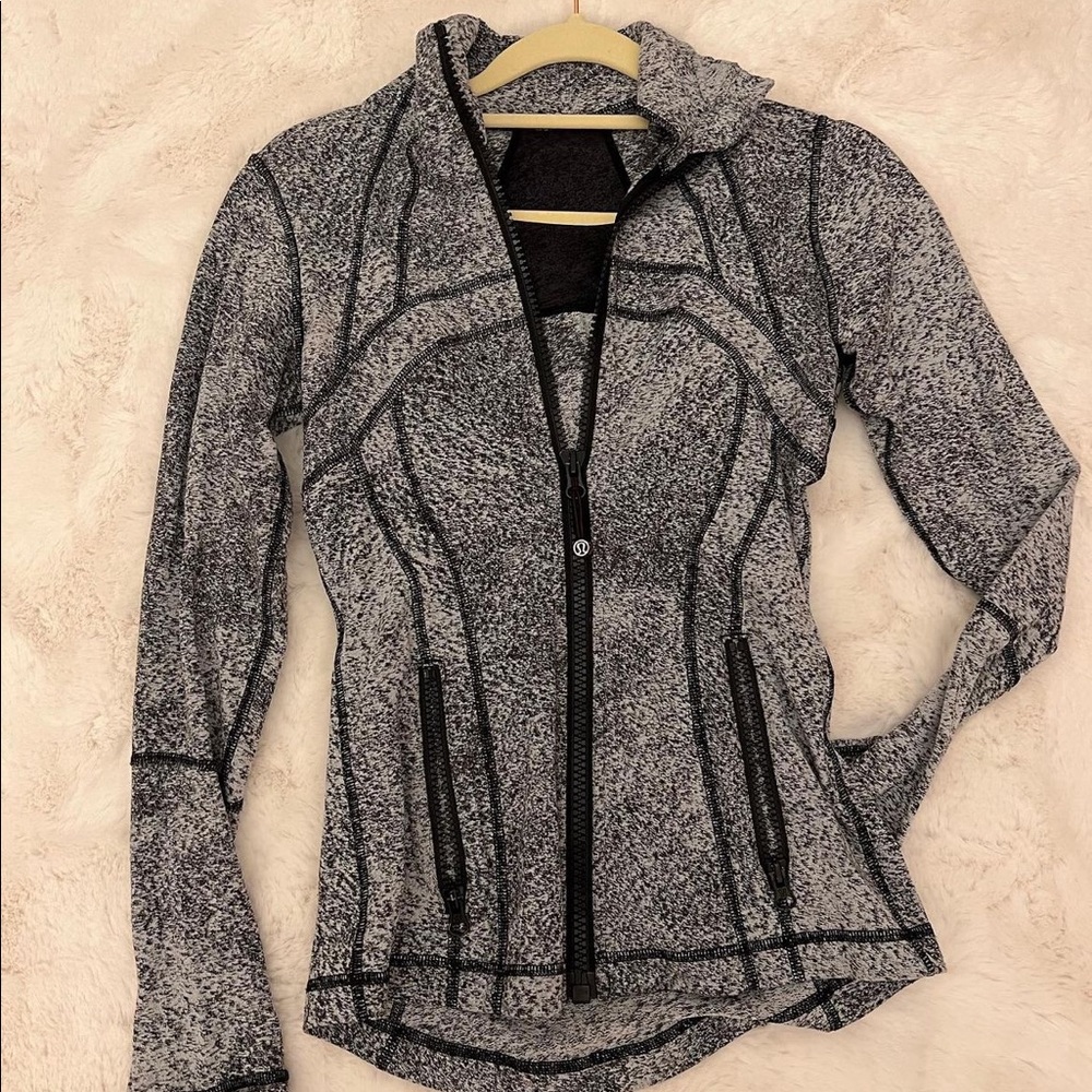 Lululemon define jacket | size 2 (only worn a few times)